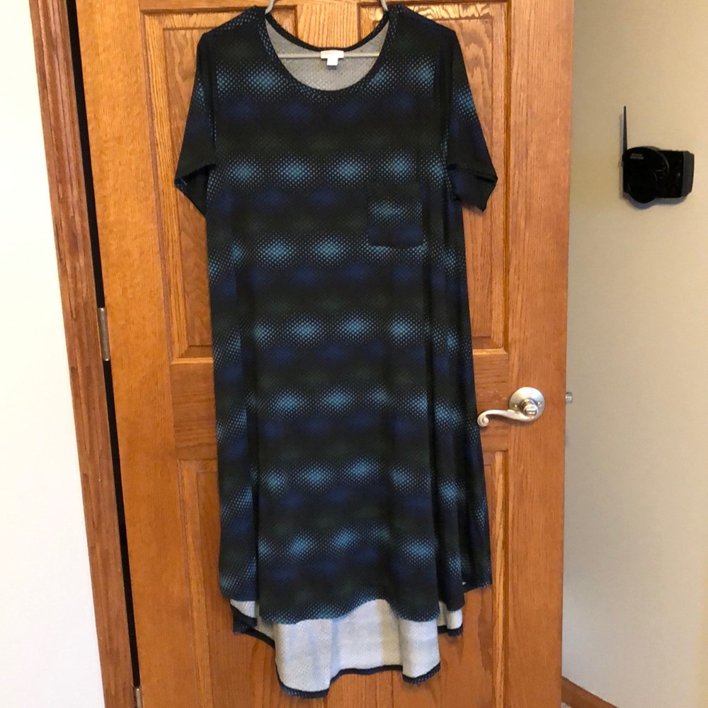 Lularoe Blue, Black & Green Gradient Carly NWOT